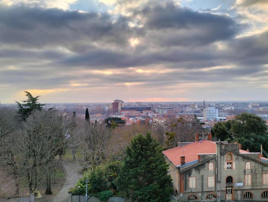 Charmant Logement, Vue Sur Toulouse 1 Min Du Metro Dış mekan fotoğraf
